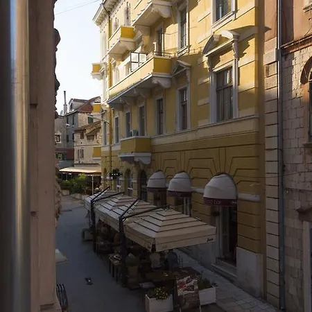 Art Casa de hóspedes 4*